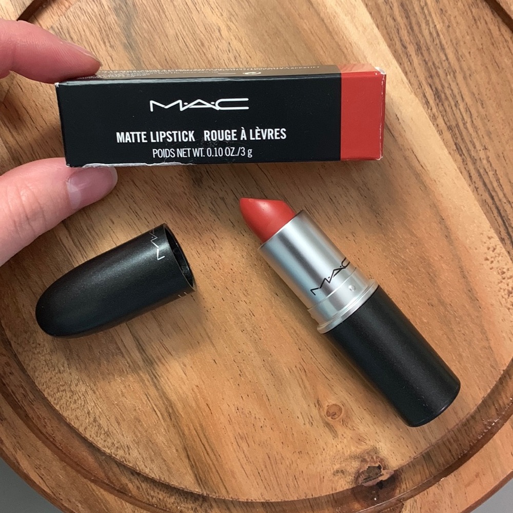 FINAL MARKDOWN! MAC Matte Lipstick - shade - TARNISHED REPUTATION